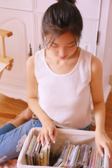 亚精产品一三三菠萝蜜